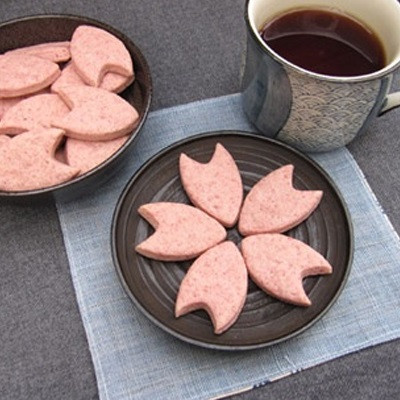 Bánh Sữa Chua Dâu Đơn Giản Cực Thơm Ngon