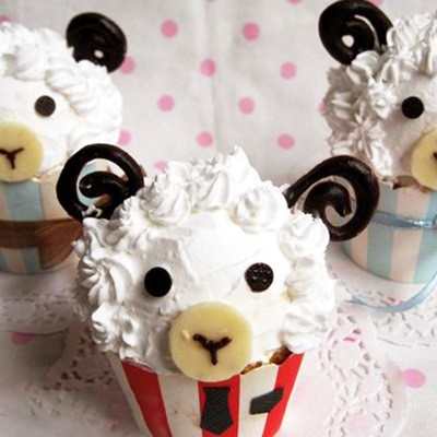 Bánh Cupcake Cho Cung Bạch Dương Đơn Giản