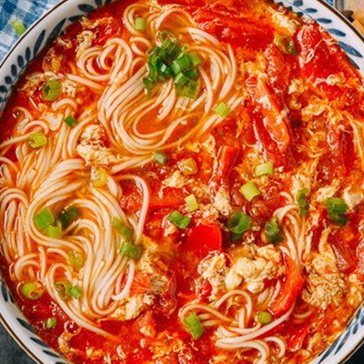 Mì Nấu Cà Chua Trứng Đơn Giản Thơm Ngon