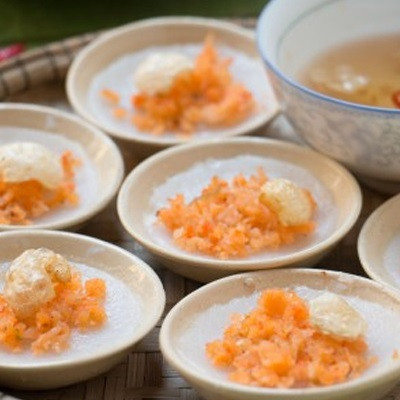 Bánh Bèo Tôm Cháy hấp dẫn đãi cả nhà cuối tuần