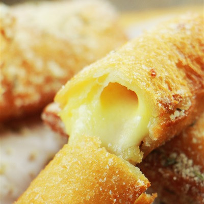 Sandwich Phô Mai béo ngậy, giòn rụm cho bữa sáng
