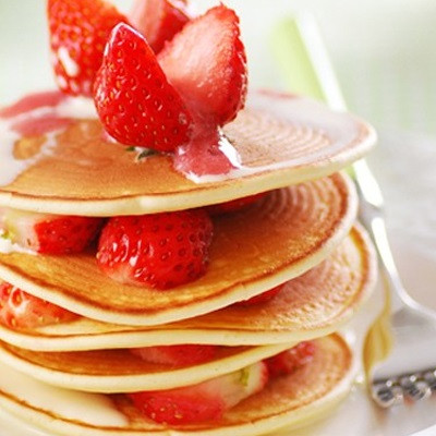 Bánh Pancake xốp mềm đầy hấp dẫn cho bữa sáng