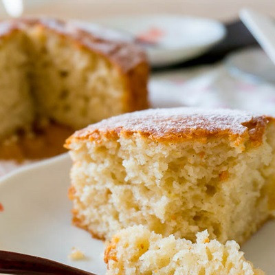 Bánh Bông Lan Chanh Sữa Chua thơm ngon xốp mềm