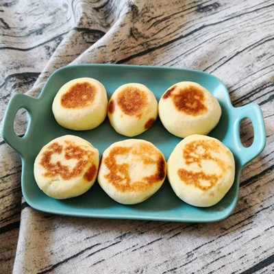 Bánh trứng yến mạch nướng áp chảo