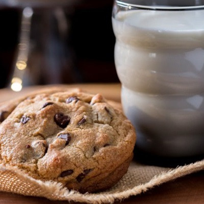 Bánh cookie chocolate chip giòn