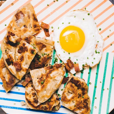 Bánh Pancake thịt xông khói