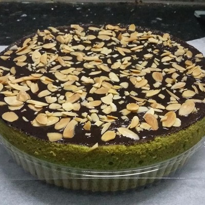 Bông lan Matcha chocolate hạnh nhân