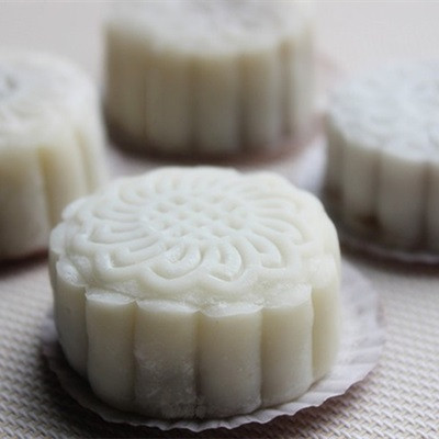 Bánh trung thu dẻo nhân hạt dẻ