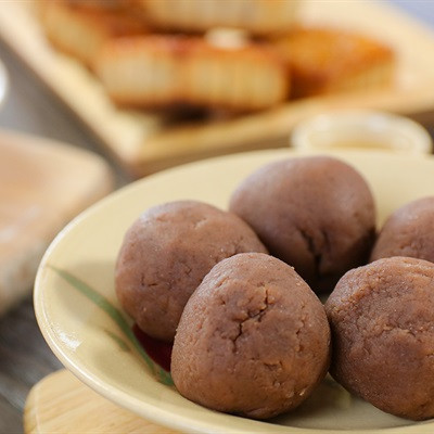 Nhân đậu đỏ bánh trung thu