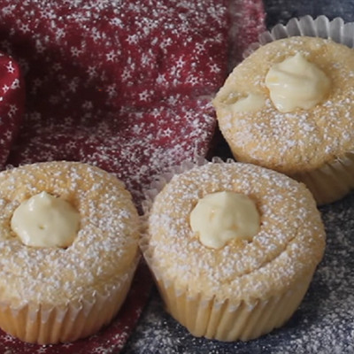 Bánh cupcake Hokkaido