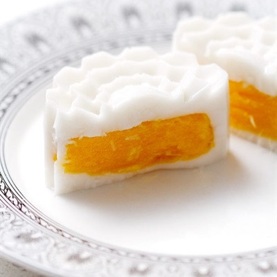 Bánh trung thu rau câu cốt dừa nhân xoài