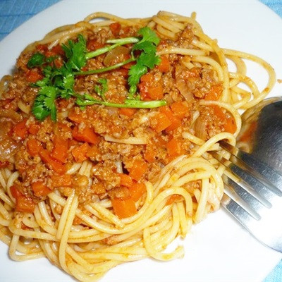 Spaghetti Thịt Bằm Cà Rốt Cho Bữa Sáng