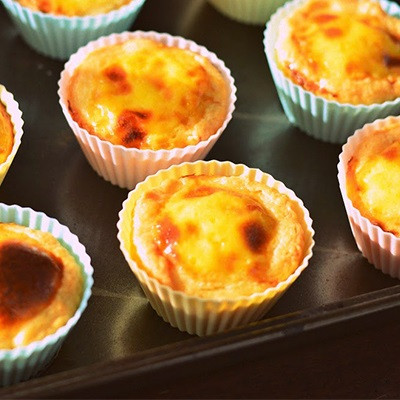 Bánh Tart Trứng Kiểu Tây Ban Nha vàng rụm giòn tan béo ngậy cực ngon
