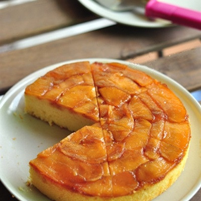 Bánh táo bằng nồi cơm điện