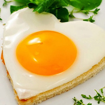 Trứng Ốp La Hình Trái Tim Đẹp Không Nỡ Ăn