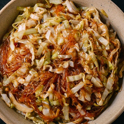 Miến xào bắp cải cay