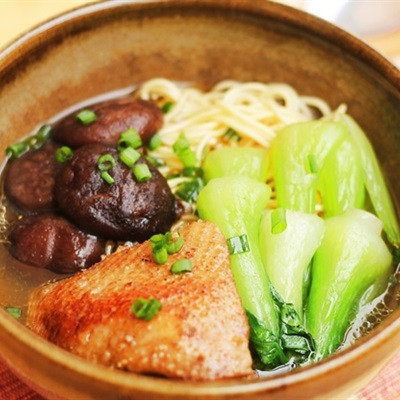 Mì thịt vịt tiềm