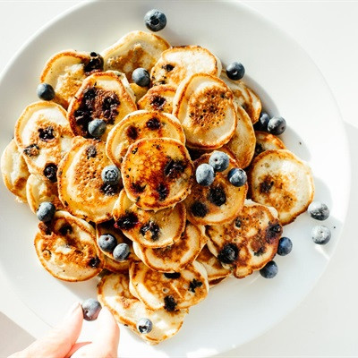 Bánh pancake việt quất