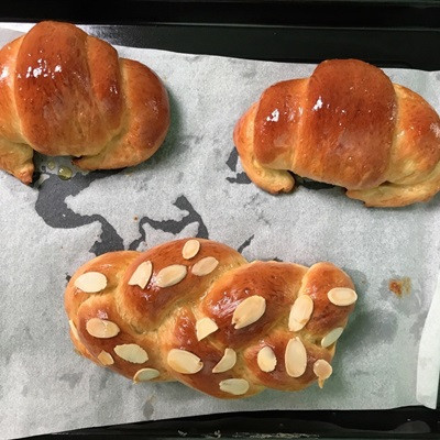 Bánh Mì Ngọt Mềm Ngon, Đơn Giản Tại Nhà