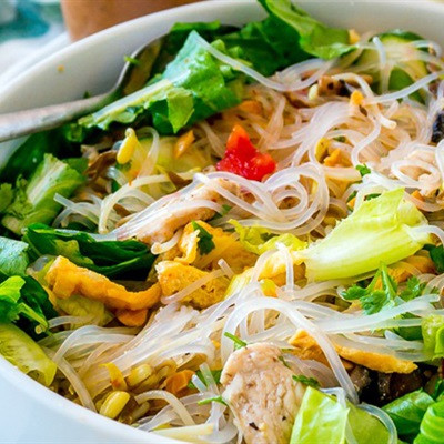 Bún trộn kiểu Thái ngon