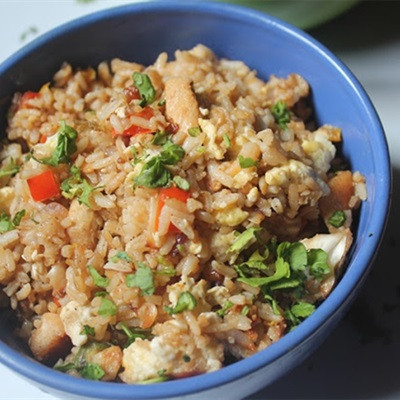 Cơm chiên thịt gà cay
