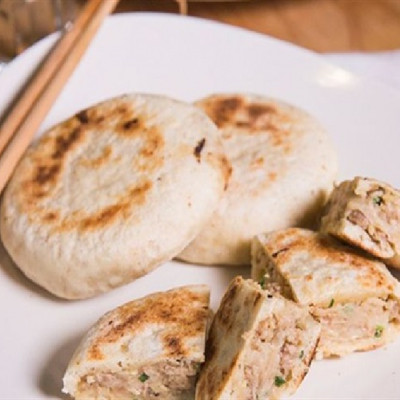 Bánh nhân củ cải và thịt