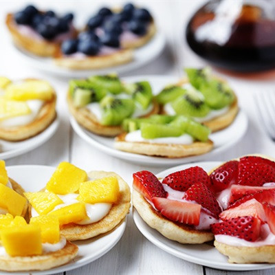 Bánh Pancake trái cây cầu vồng