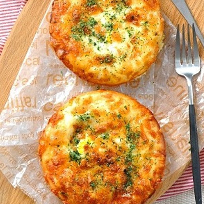 Bánh Trứng Phô Mai Thơm Lừng Béo Ngậy