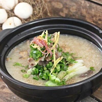 Cháo nấm xương bò