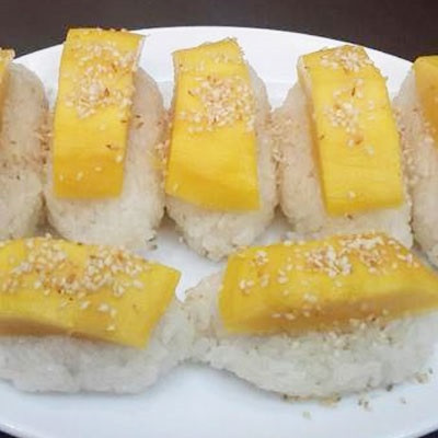 Xôi trái xoài nước cốt dừa