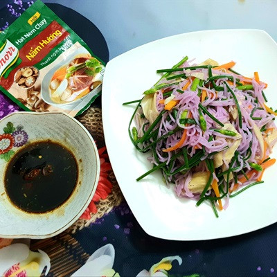 Bún Tươi Xào Nấm Bông Hẹ