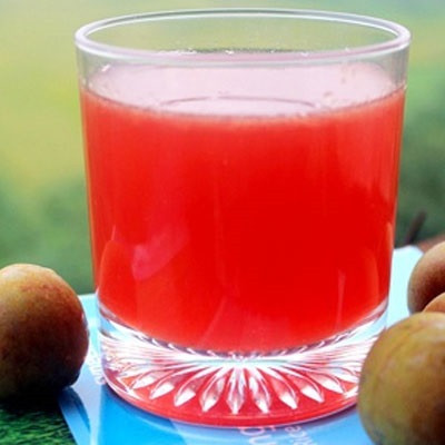 Nước Ép Mận Hậu bằng máy ép, giải nhiệt mùa hè