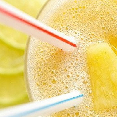 Cách pha Sinh Tố Thơm Nước Dừa chua ngọt giải khát cực tốt