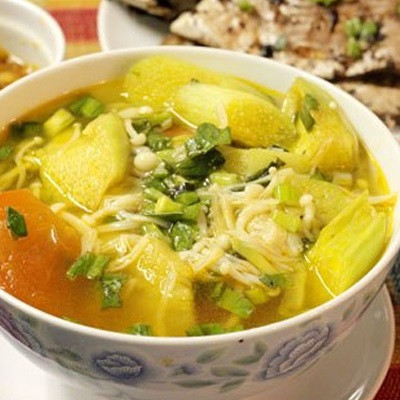 Canh Nấm Nấu Chua Thơm Ngon Cho Bữa Cơm