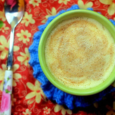 Cafe Trứng béo ngậy, với bột quế, bơ thơm hấp dẫn