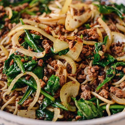 Mì Xào Bò Băm Đơn Giản Ngon Miệng Ở Nhà