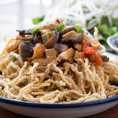Mì Xào Giòn Chay đơn giản cho ngày ăn chay