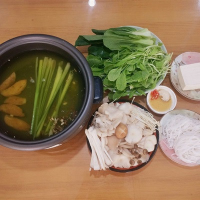 Lẩu nấm nấu chay
