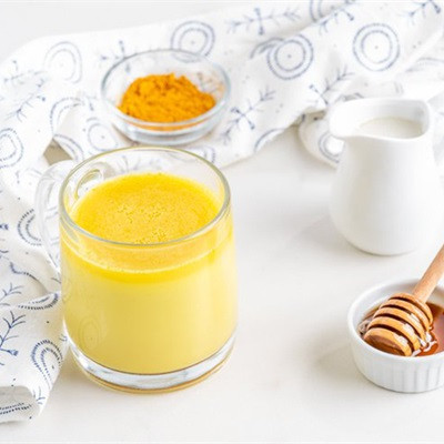 Trà nghệ sữa dừa
