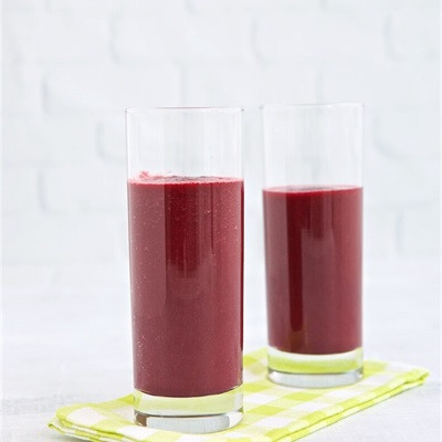 Sinh tố xoài chuối và rau củ