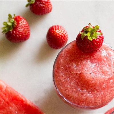 Sinh tố dâu tây dưa hấu