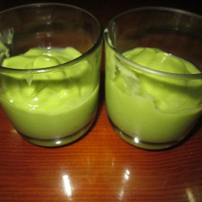 Sinh tố bơ sữa dừa