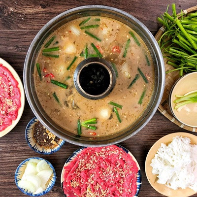 Lẩu Bò Mắm Ruốc Sả Đậm Đà Hương Vị Ngay Tại Nhà