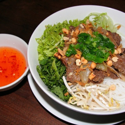 Bún Bò Xào Kiểu Nam Bộ Cho Ngày Cuối Tuần