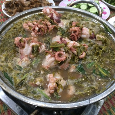 Bạch Tuột Nhúng Lá Me