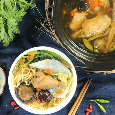 Lẩu Gà Ớt Hiểm