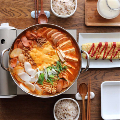 Lẩu kim chi cay kiểu Hàn