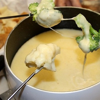 Lẩu phô mai Thụy Sĩ