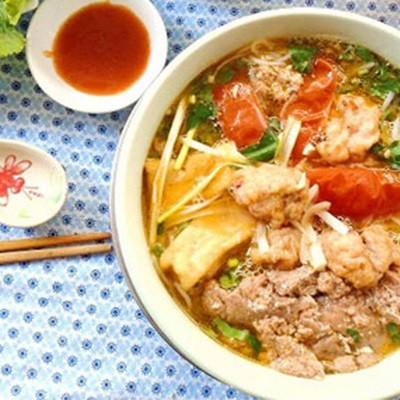 Bún Riêu Cua Chả Hải Sản Cực Ngon Miệng