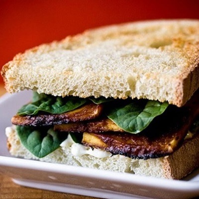 Bánh Sandwich Chay Cho Ngày Lễ Phật Đản